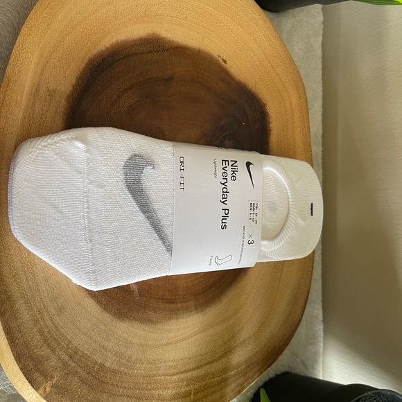 Nike Everyday Plus Lightweight Footie Socks 3-Pack size (Women’s foot size 6-10) - Picture 6 of 10